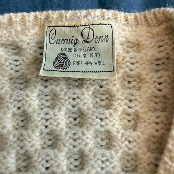 Vintage Carriag Donn Irish Wool Sweater Size Large Cozy Classic Knit Pullover - Picture 2 of 12